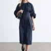 Skulpturales Midikleid mit Kordelzug