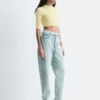 Slim-Fit-T-Shirt in verkürzter Länge