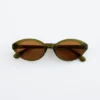 Sonnenbrille mit ovalem Rahmen
