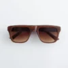 Sonnenbrille mit quadratischem Rahmen