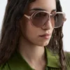 Sonnenbrille mit quadratischem Rahmen