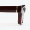 Sonnenbrille mit schmalem Rahmen