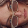 Sonnenbrille mit schmalem Rahmen