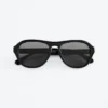 Sonnenbrille mit weichen Kanten und quadratischem Rahmen