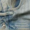 Straight-Leg-Jeans