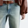 Straight-Leg-Jeans
