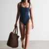 Strandkleid mit strukturierter Schleife