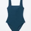 Strandkleid mit strukturierter Schleife