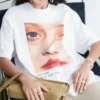 T-Shirt mit übergroßem Aufdruck