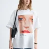 T-Shirt mit übergroßem Aufdruck