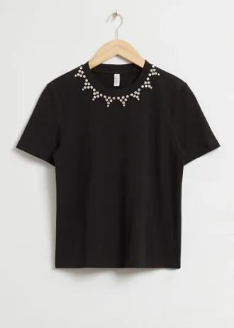 T-Shirt mit Strassverzierung