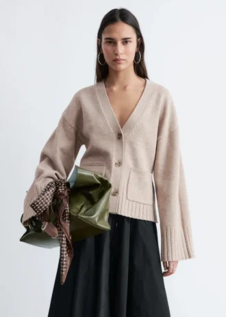 Taillierte Cardigan