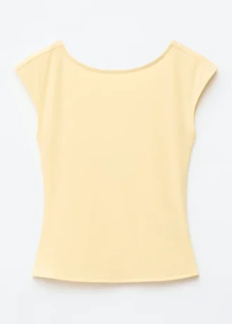 Tailliertes T-Shirt mit offenem Rücken