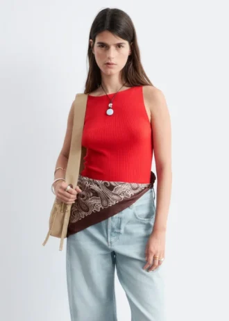 Tanktop aus Rippstrick Tanktop aus Rippstrick