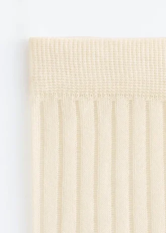 Transparente Rippensocken