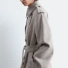 Trenchcoat aus Baumwoll-Woll-Mischung mit Bindegürtel