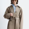 Trenchcoat aus Wolle mit Bindegürtel