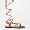 Verzierte Riemchensandalen