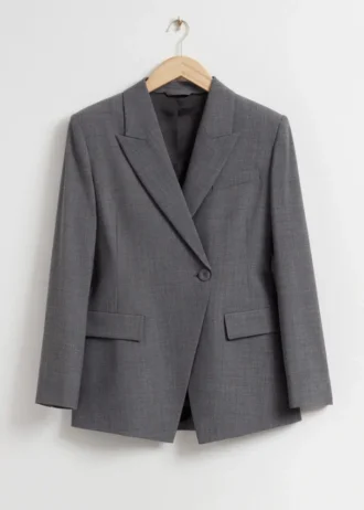 Zweireihiger asymmetrischer Blazer